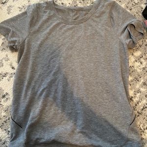Lululemon shirt